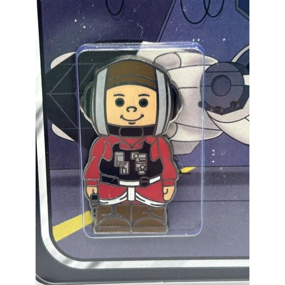 Star Wars Star Tots B Wing Pilot ROTJ Card Celebration Orlando 2017 MOC Coin - Picture 2 of 5